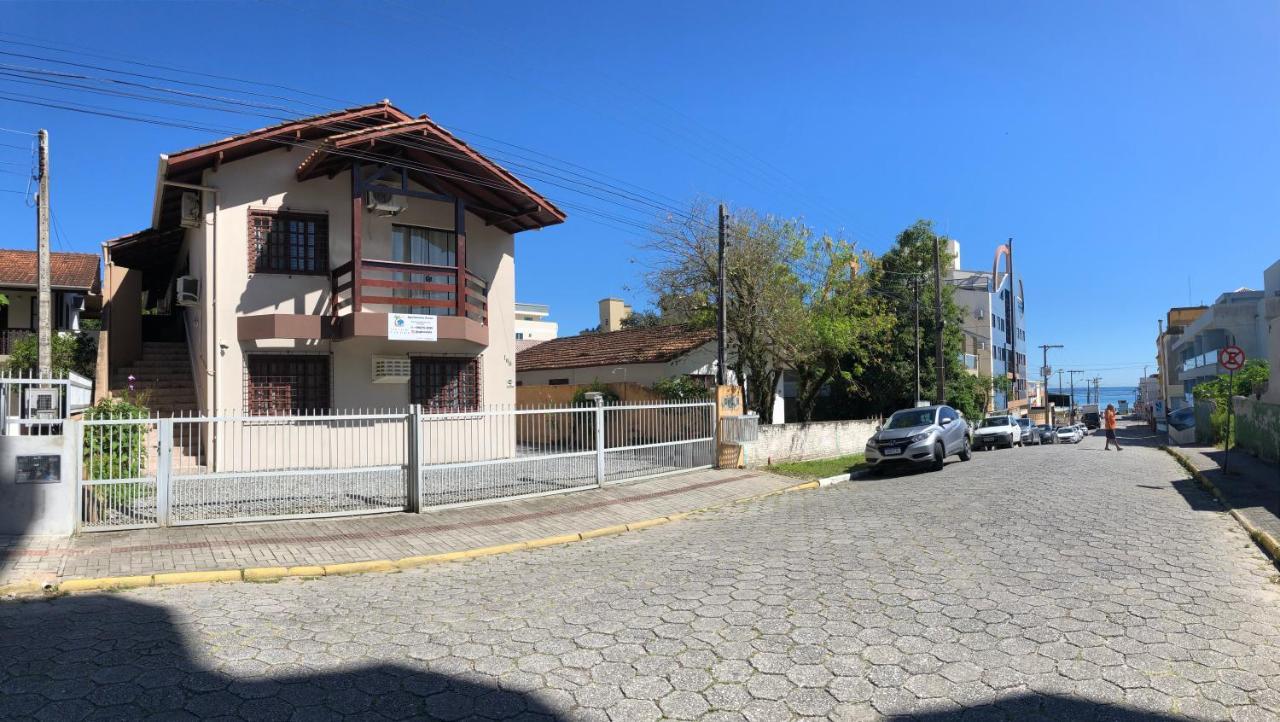 Apartamentos Vo Lela Bombinhas Exteriér fotografie